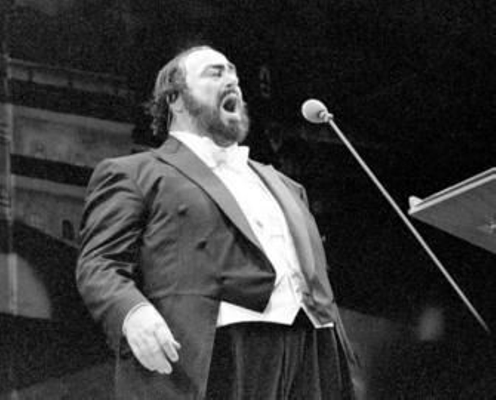Luciano Pavarotti, durante una de sus actuaciones.