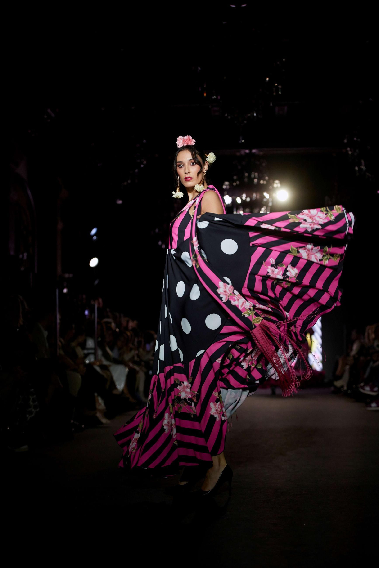 El desfile de Santana Diseños en We Love Flamenco 2025, todas las fotos