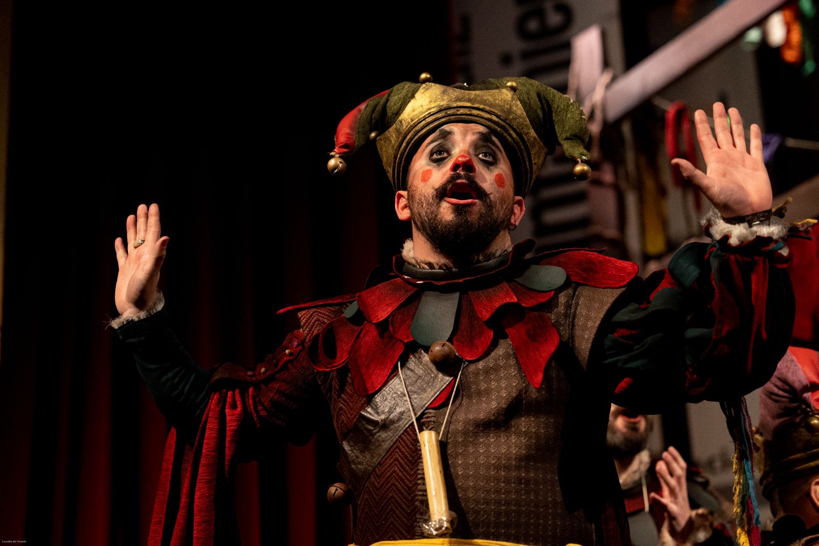 Coro 'La fiesta de los locos'