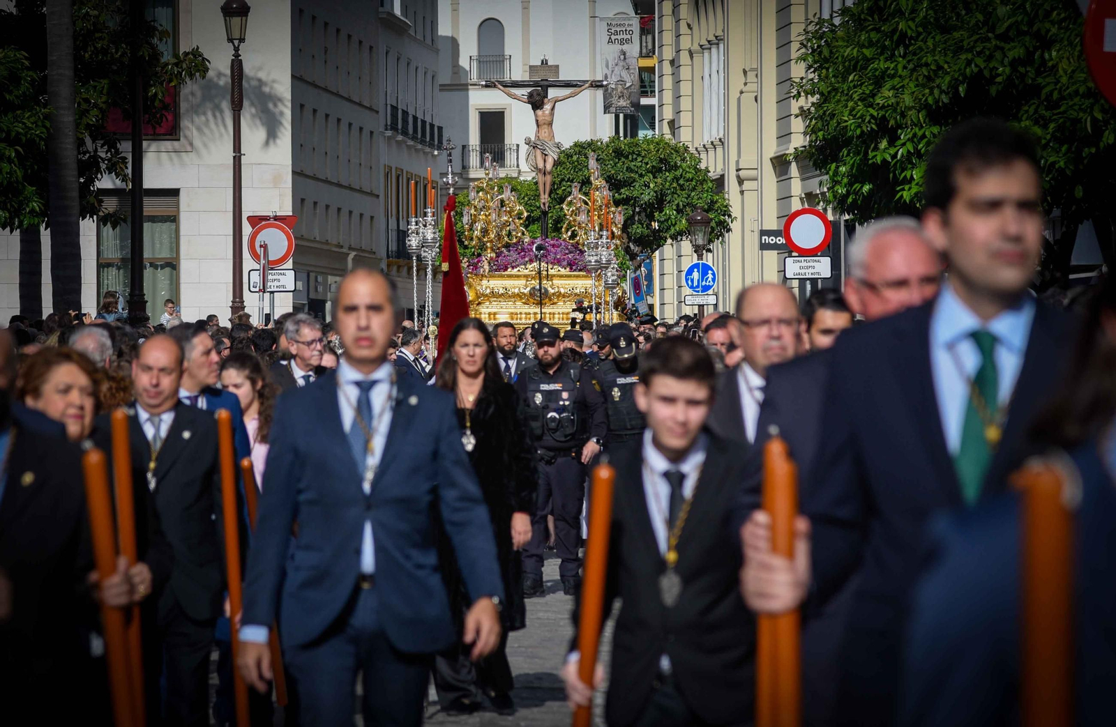 El Cristo de los Desamparados en la Semana Santa de Sevilla 2025