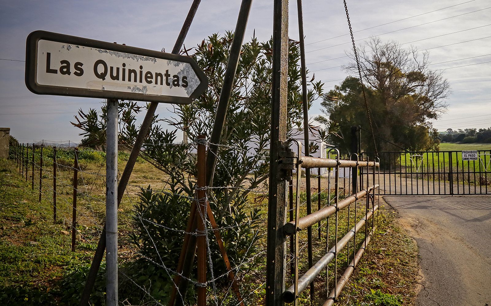 Acceso a la finca Las Quinientas.