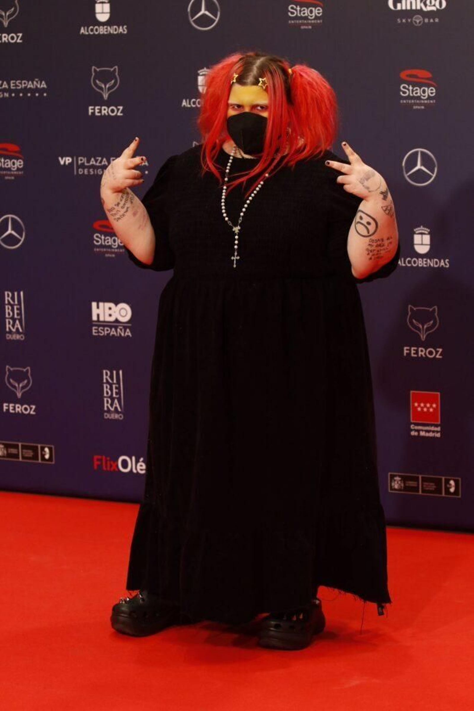 Esty Quesada, como siempre, dando la nota.