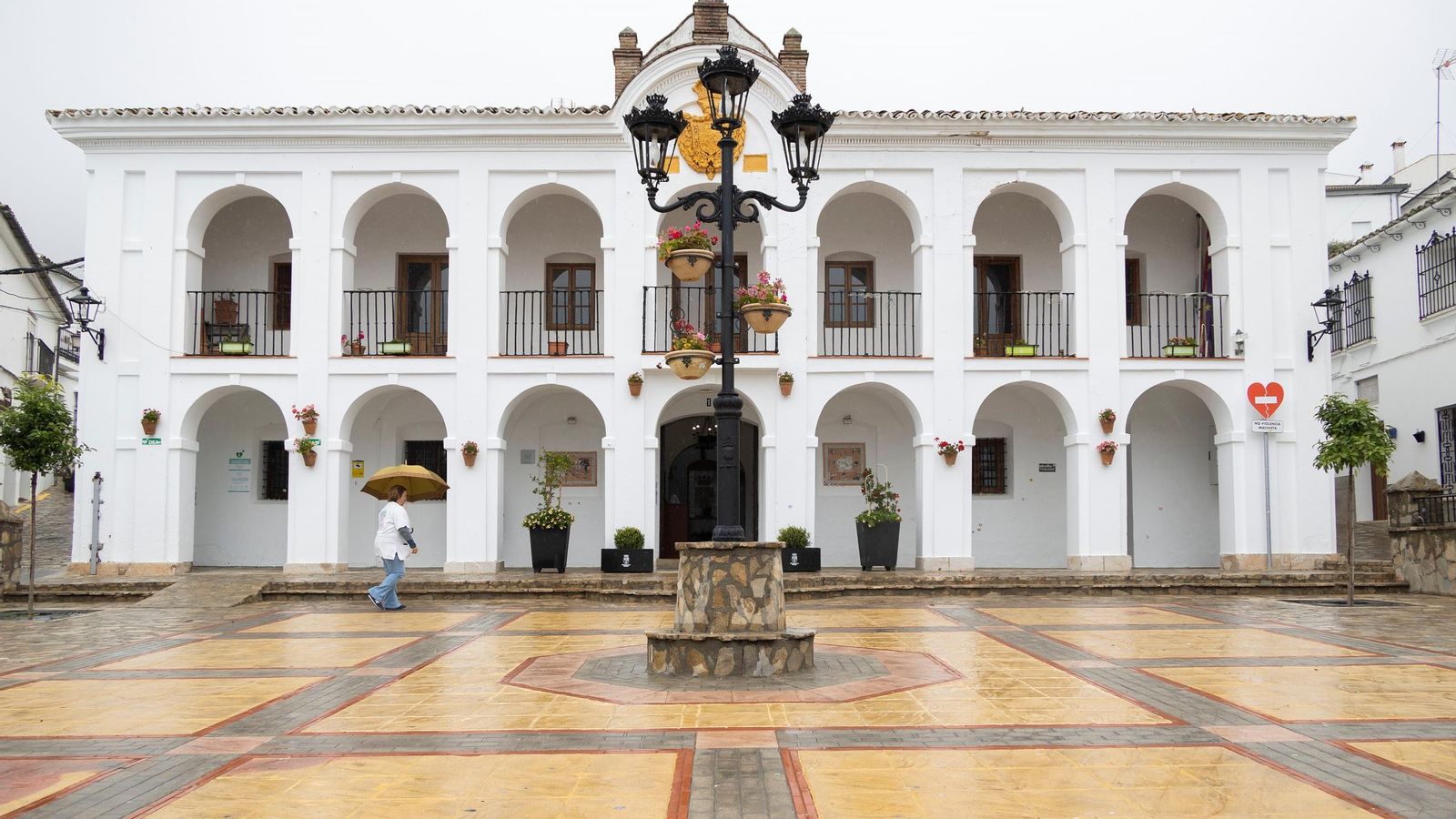 BENAOCAZ BENAOCAZ