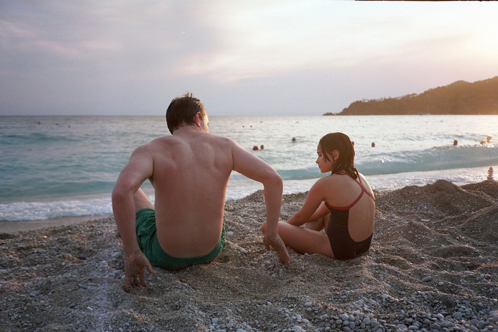 Una imagen de la película 'Aftersun', que se proyecta en el teatro de El Puerto.