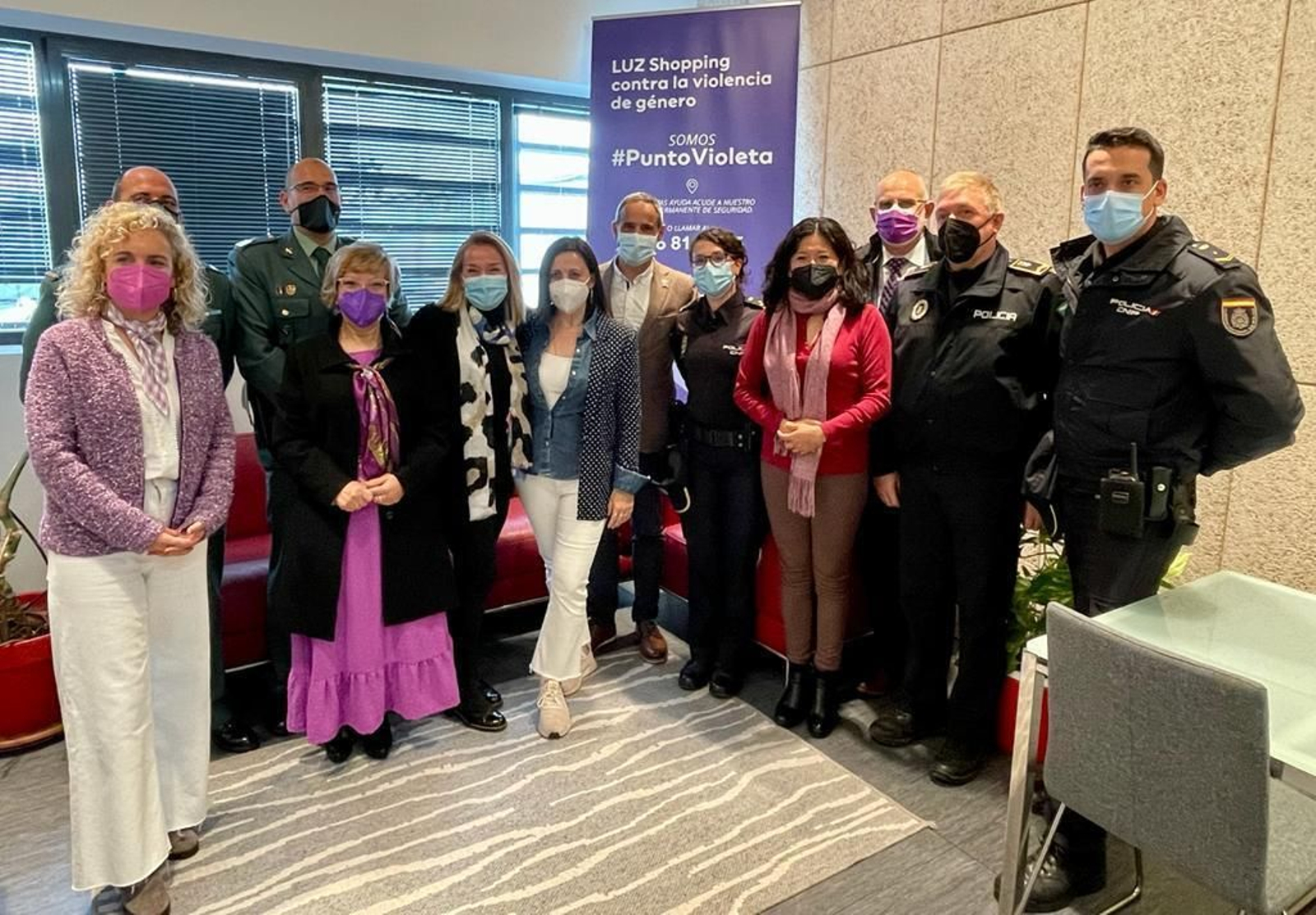 Inauguración en Luz Shopping del Punto Violeta.