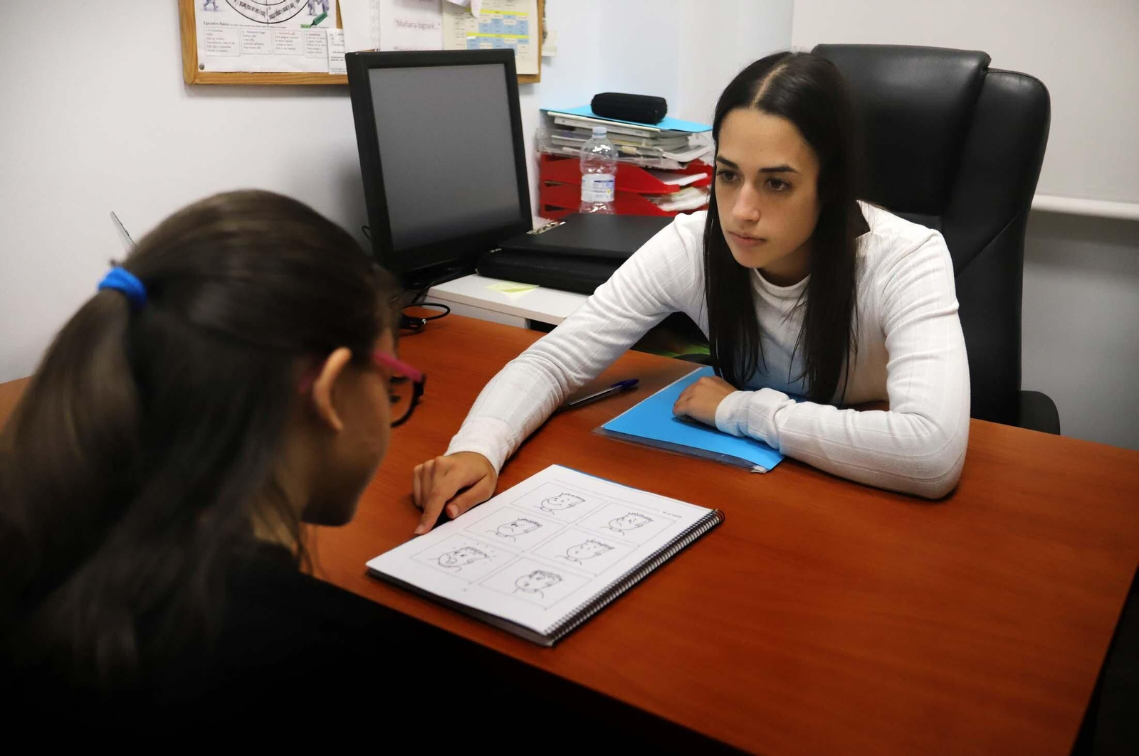 Imágenes de la asociación AONES