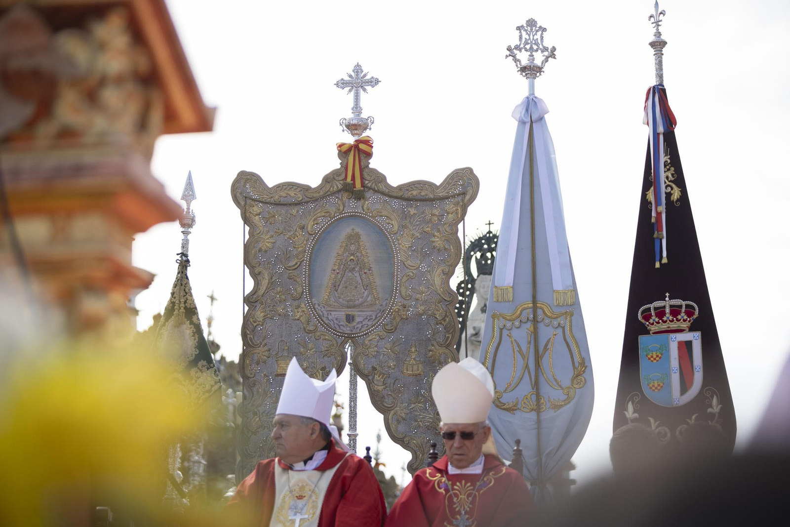 El Rocio 2023: Imágenes de la misa Pontifical del Domingo de Pentecostés