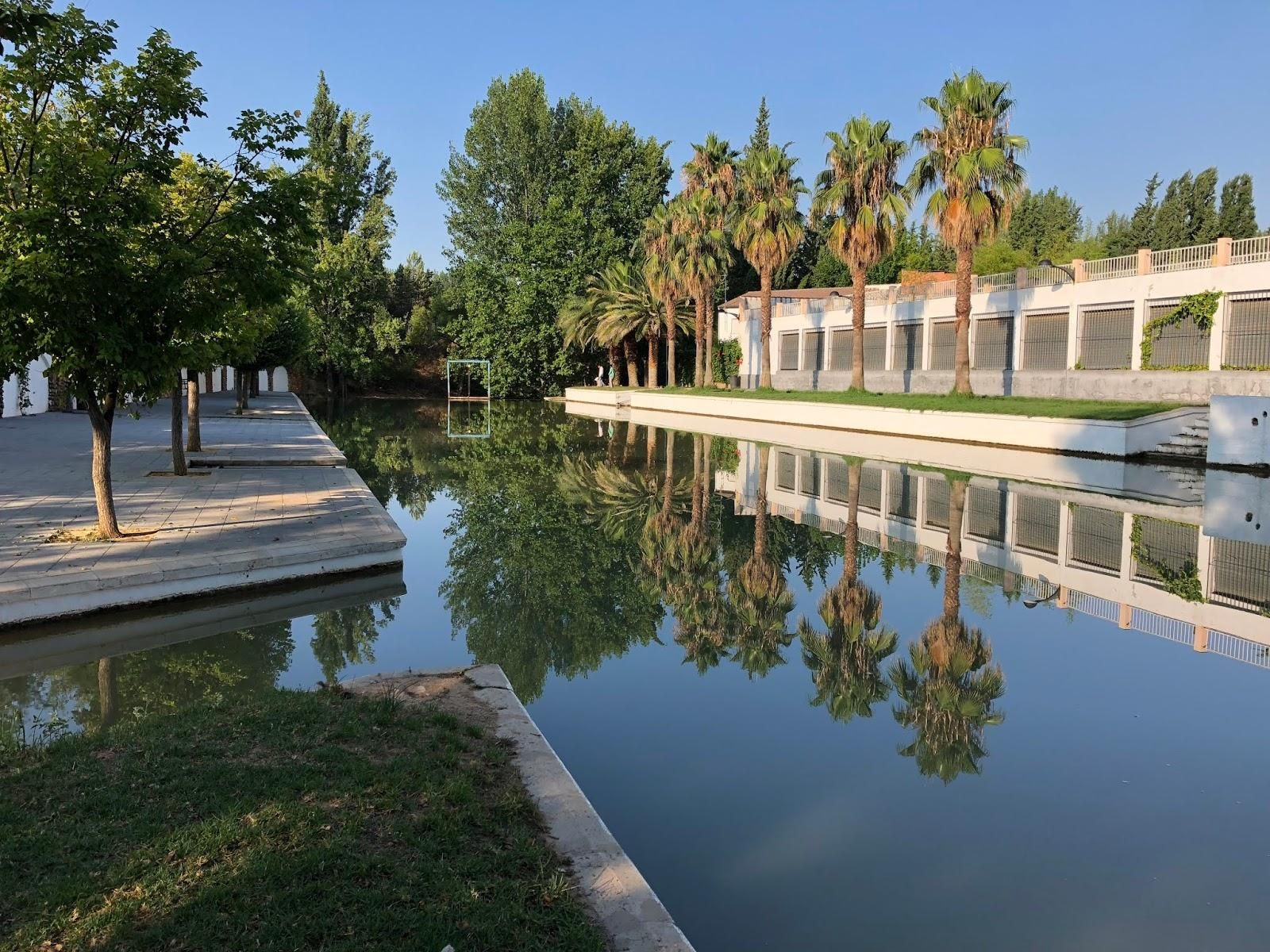 El río Aguascebas llena de agua y vida este oasis veraniego en Mogón. El río Aguascebas llena de agua y vida este oasis veraniego en Mogón.