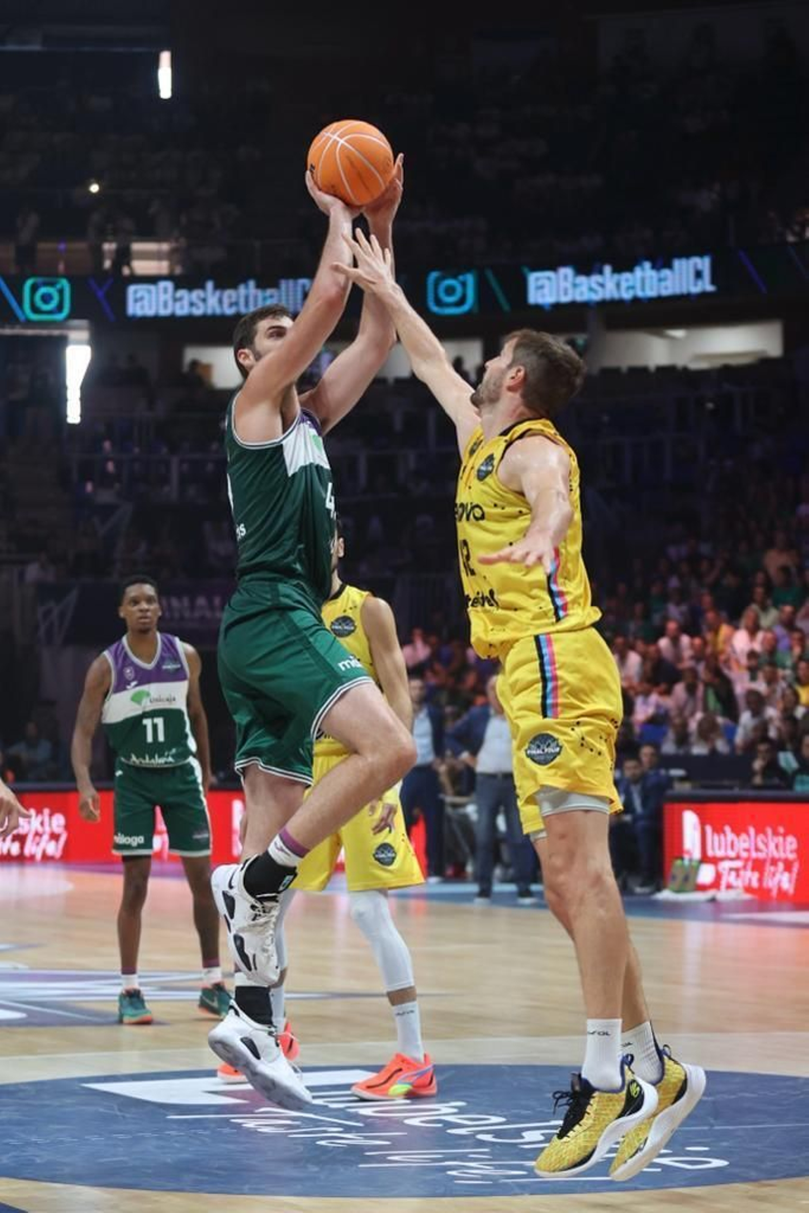 El Unicaja - Lenovo Tenerife, en fotos