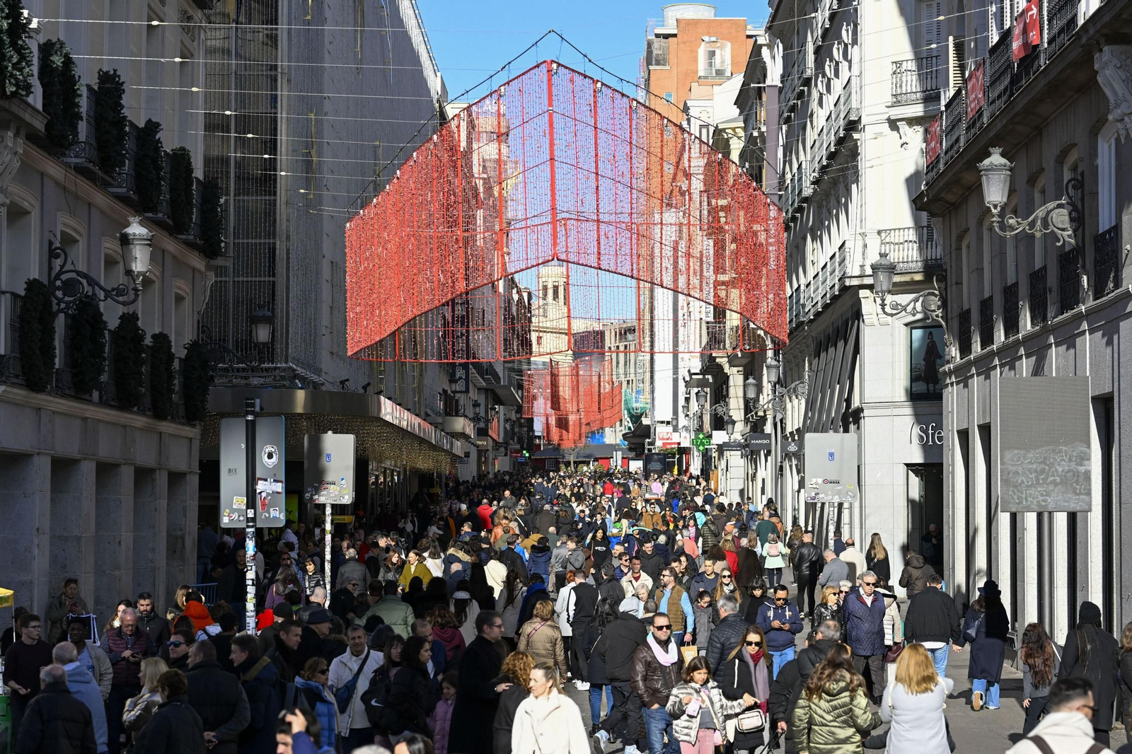 Compras navideñas en el centro de Madrid