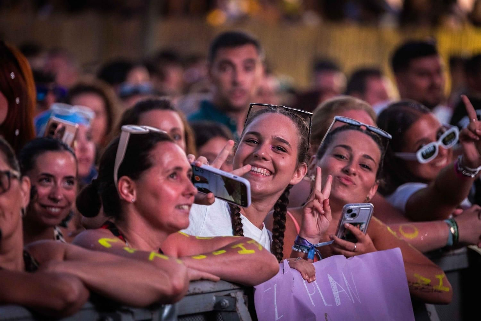 Bahía Sound brilla con la estrella isleña: Abraham Mateo