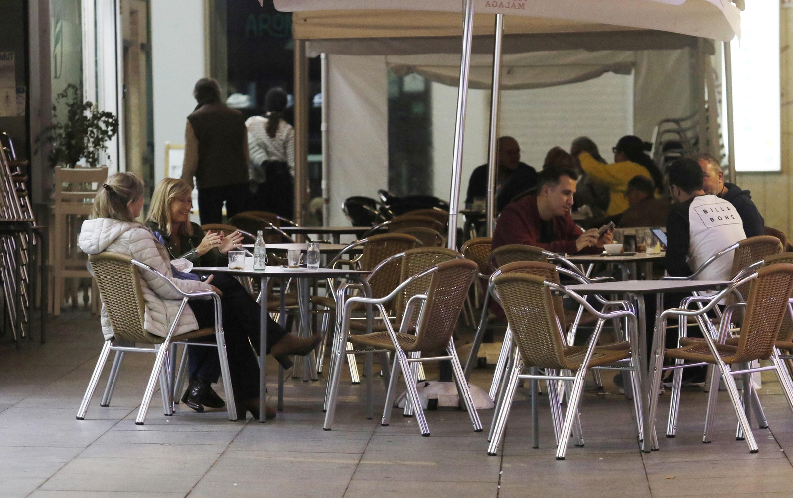Coronavirus en Córdoba: Las fotografías de la última tarde de compras en el centro de Córdoba