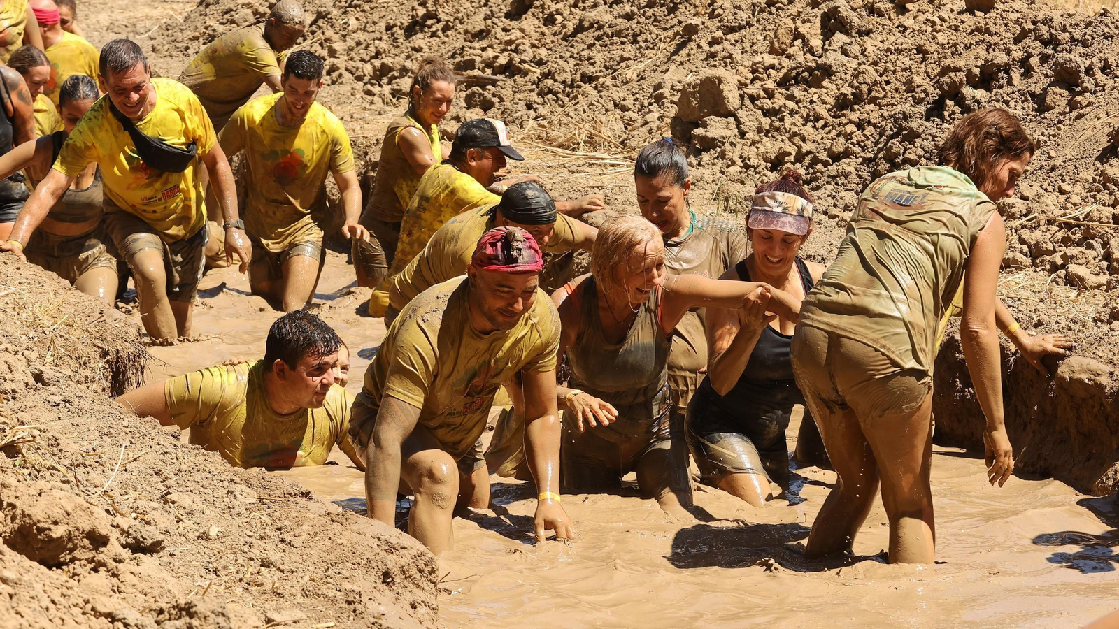Búscate en la VII Carrera del Barro en La Barca