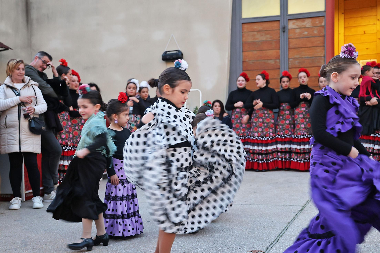 Imágenes del ambiente en la Zambomba Sor Eusebia