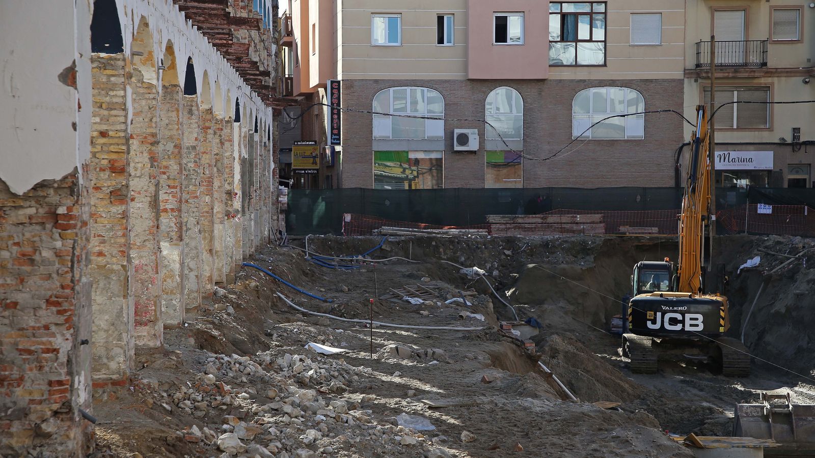 Fotos de las obras del mercado de La Línea