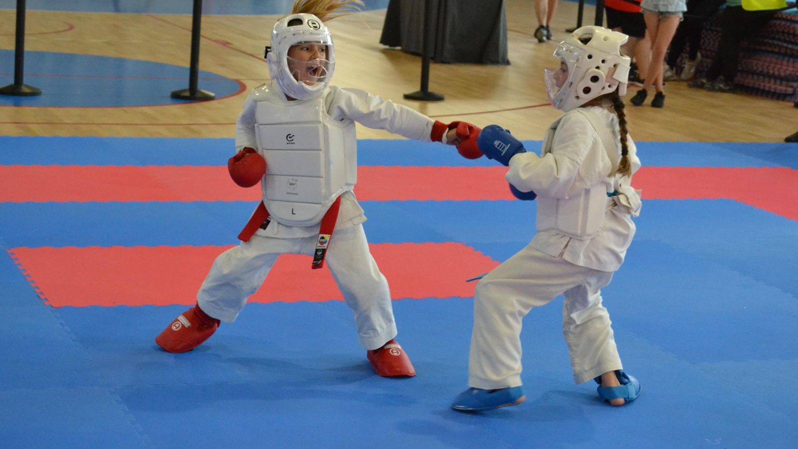Los más pequeños disfrutaron con el Kumite. Los más pequeños disfrutaron con el Kumite.