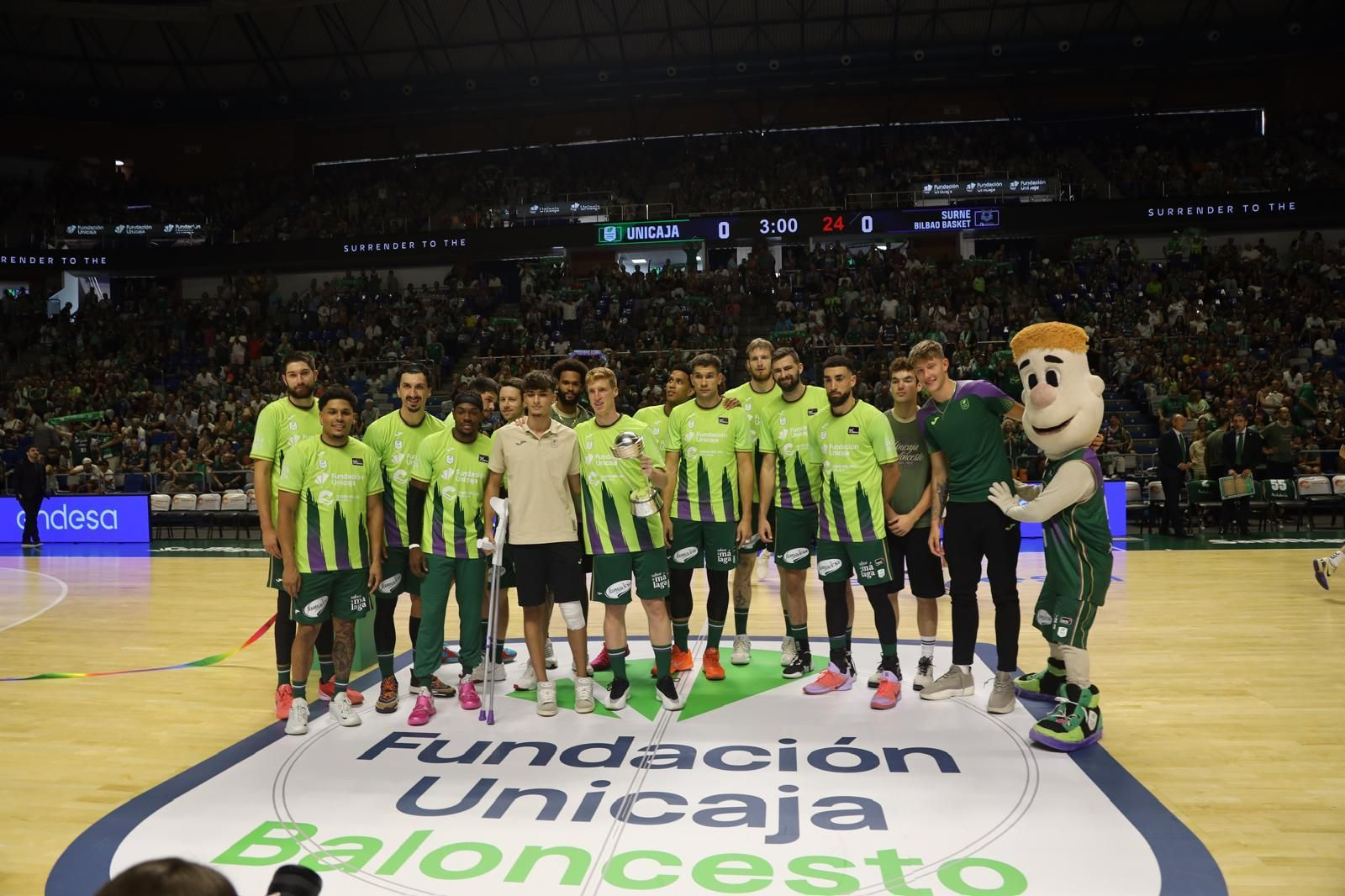 La fiesta por la Copa Intercontinental en el Carpena