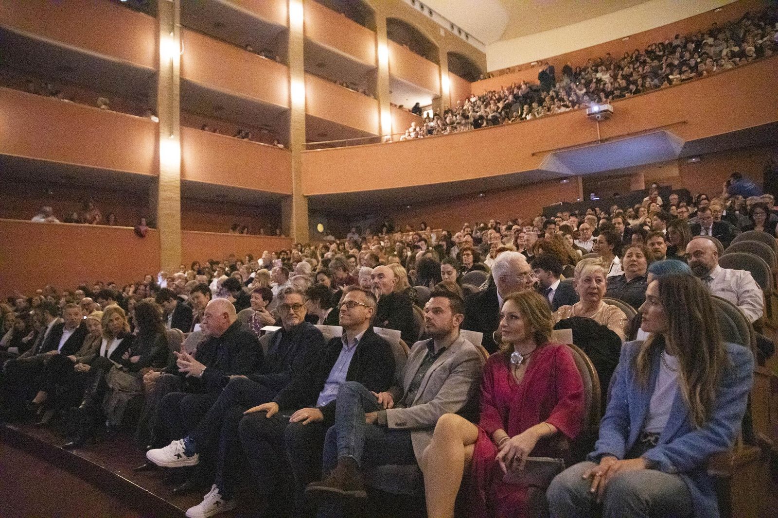 El estreno en Almería del largometraje documental "Concha Robles", en imágenes