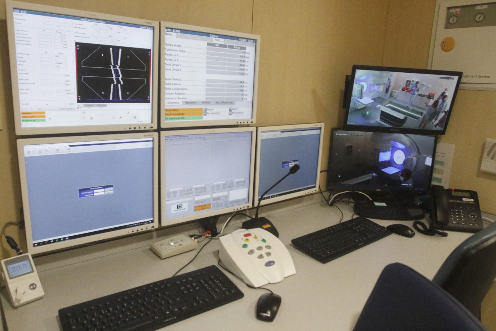 Visita el Hospital de Día de Infecciosos y el nuevo Acelerador Lineal de Electrones de Córdoba