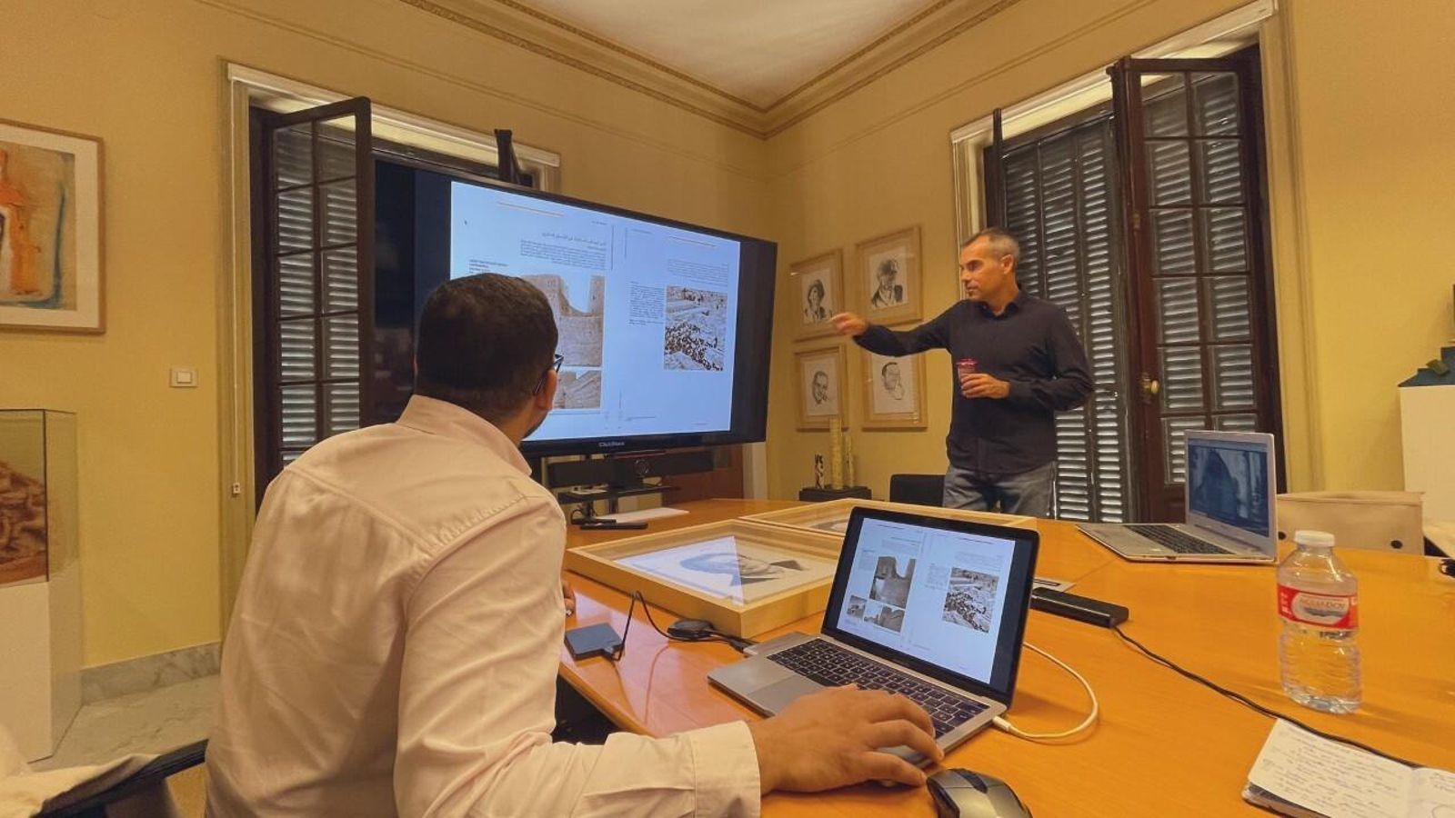 Jornada de trabajo con los arquitectos de Afniah Consultants en el Colegio de Arquitectos de Málaga. Jornada de trabajo con los arquitectos de Afniah Consultants en el Colegio de Arquitectos de Málaga.