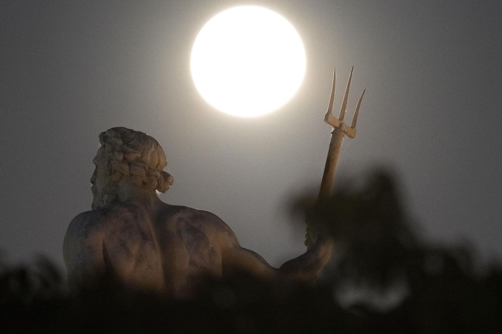La Superluna azul captada en diferentes partes del planeta: un disfrute visual de la Luna del Esturión