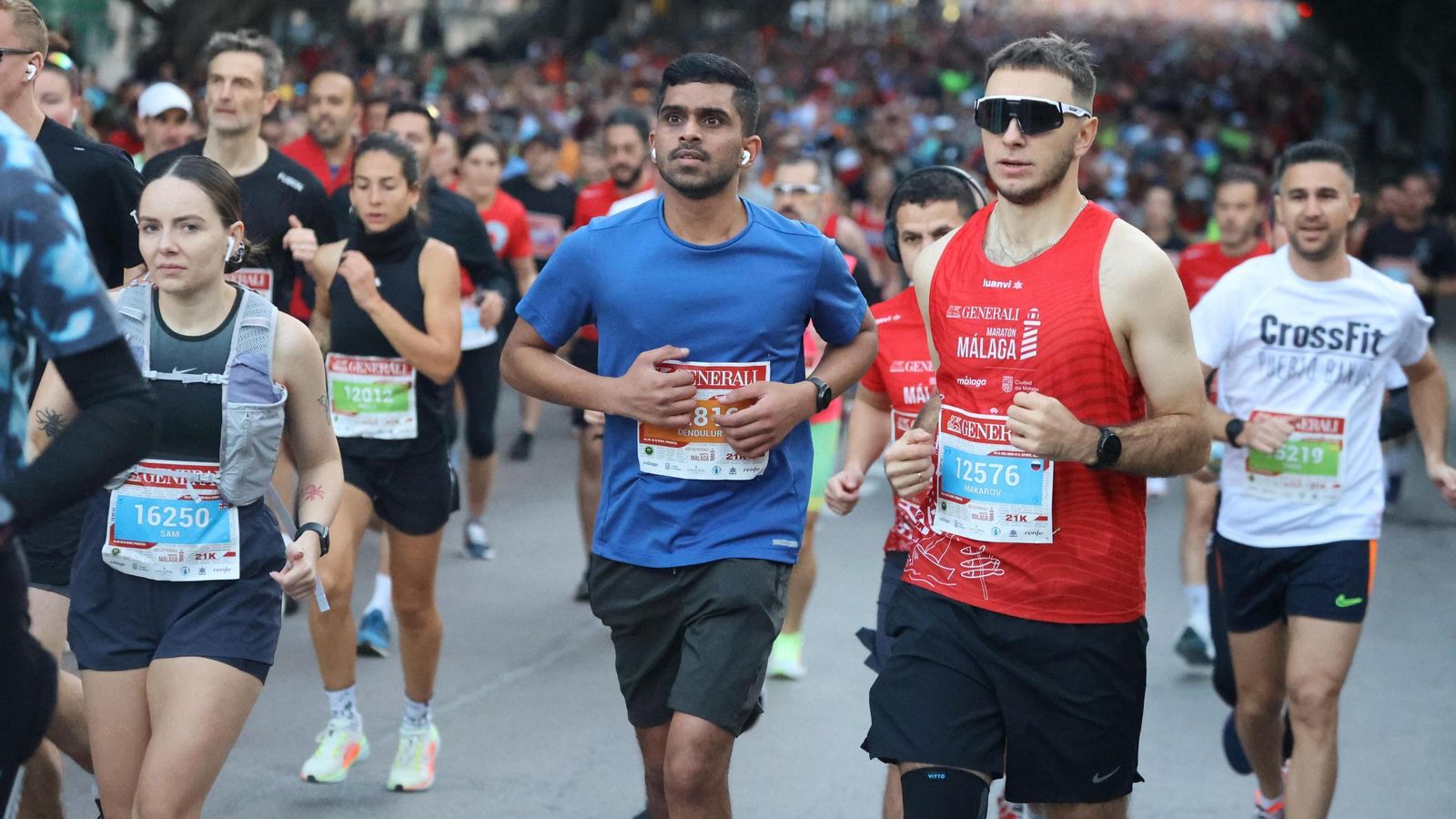 Las mejores fotos de la Maratón de Málaga 2024