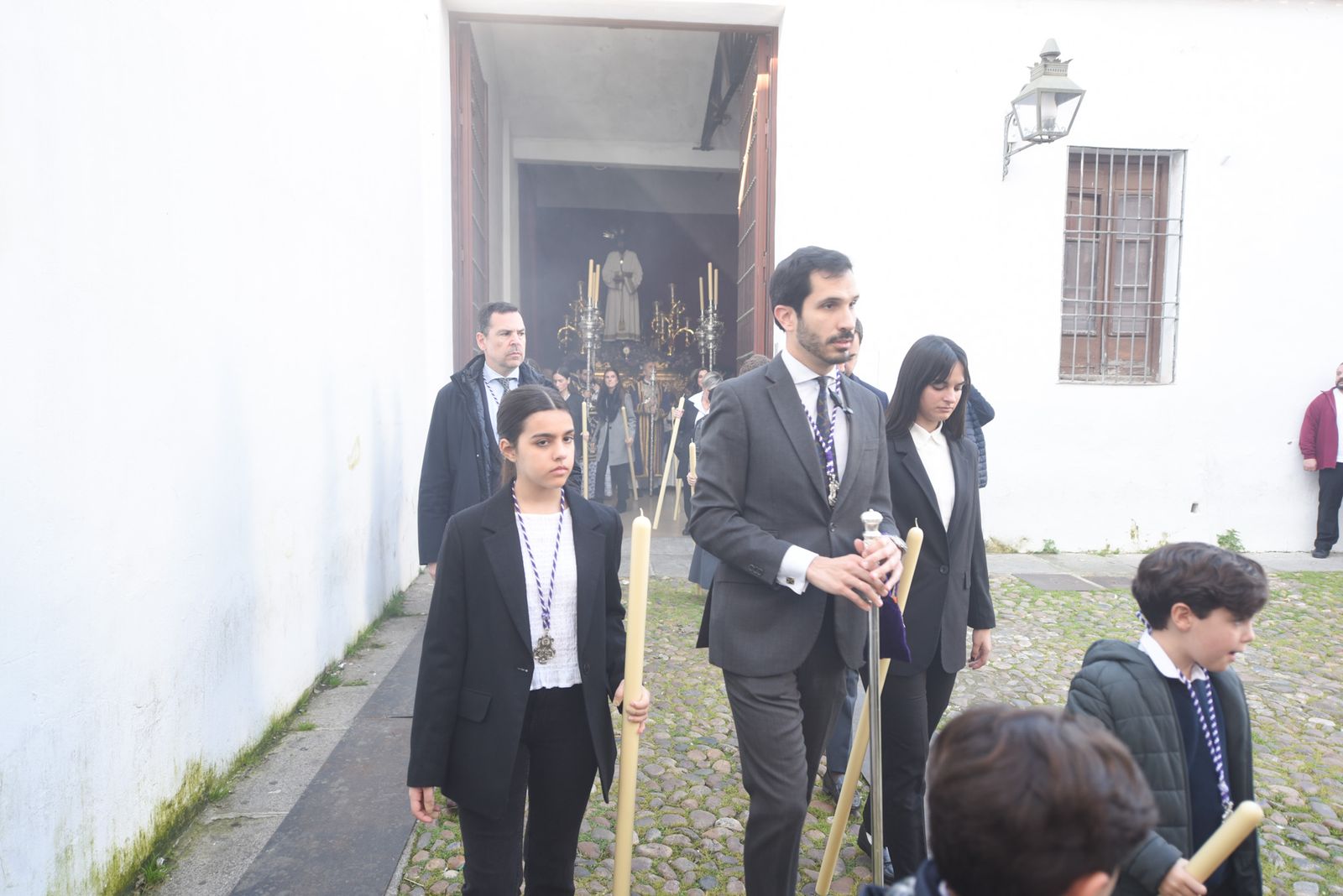 El traslado del Señor de la Sangre a la Catedral para el Vía Crucis de las Cofradías, en imágenes