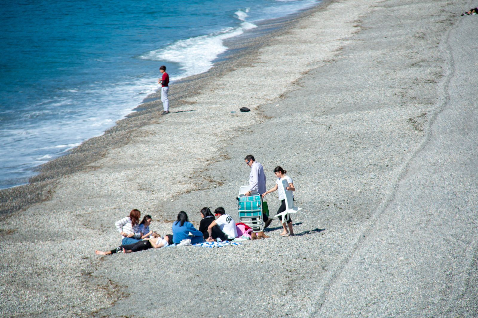 La Costa disfruta de un Día de Andalucía con viento, sol y playa