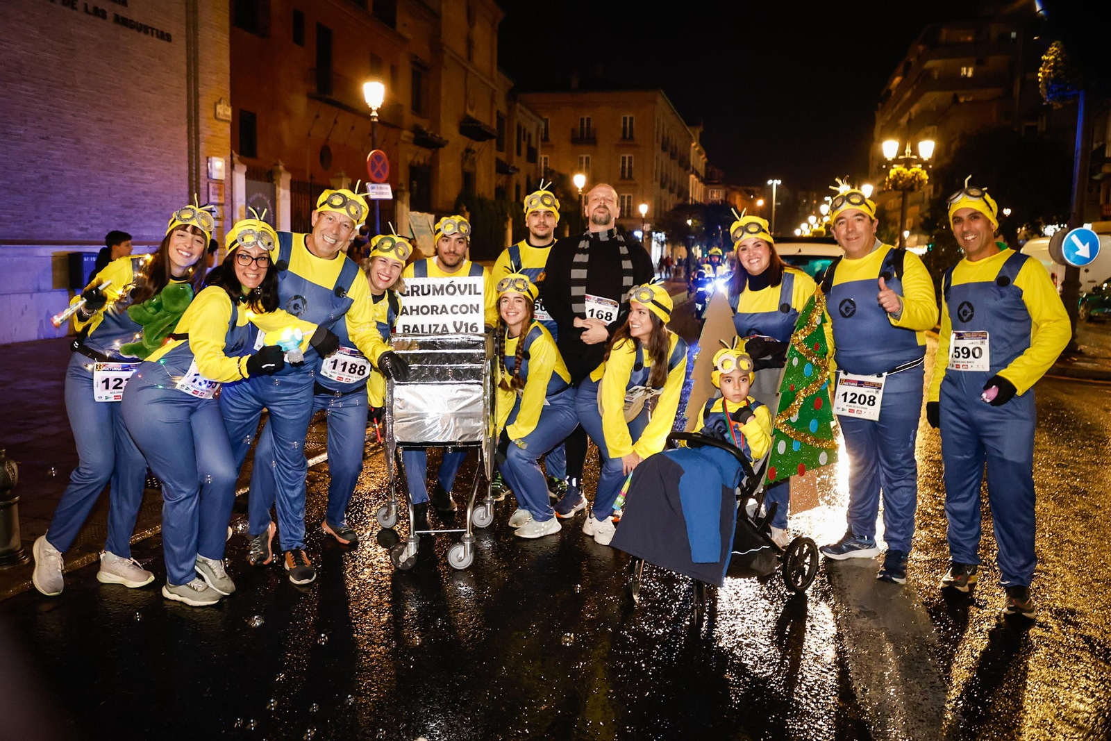 Búscate en la Carrera Nocturna de Disfraces de Granada