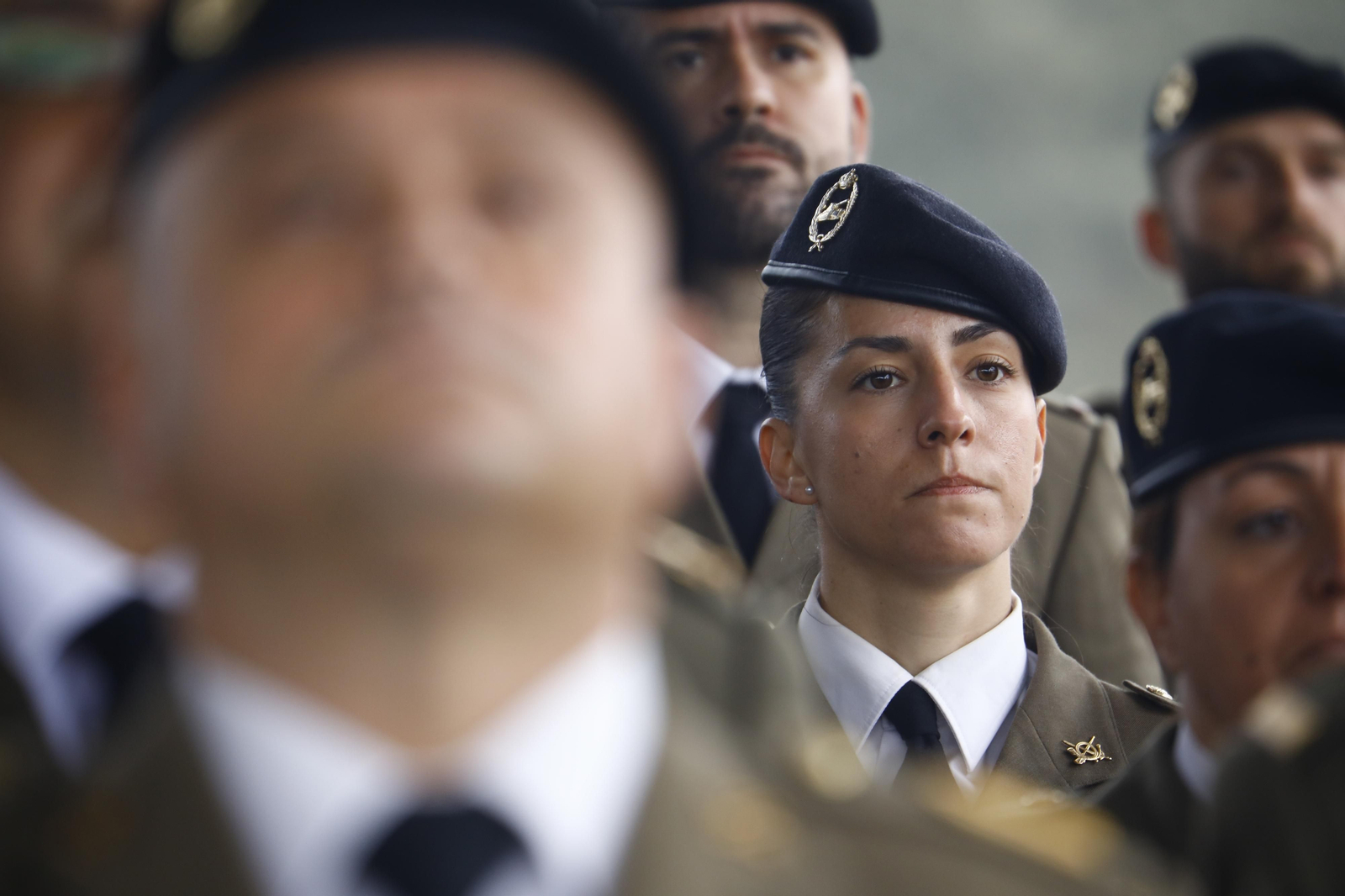 El desfile militar de la Brigada de Córdoba por la festividad de la Inmaculada, en imágenes El desfile militar de la Brigada de Córdoba por la festividad de la Inmaculada, en imágenes