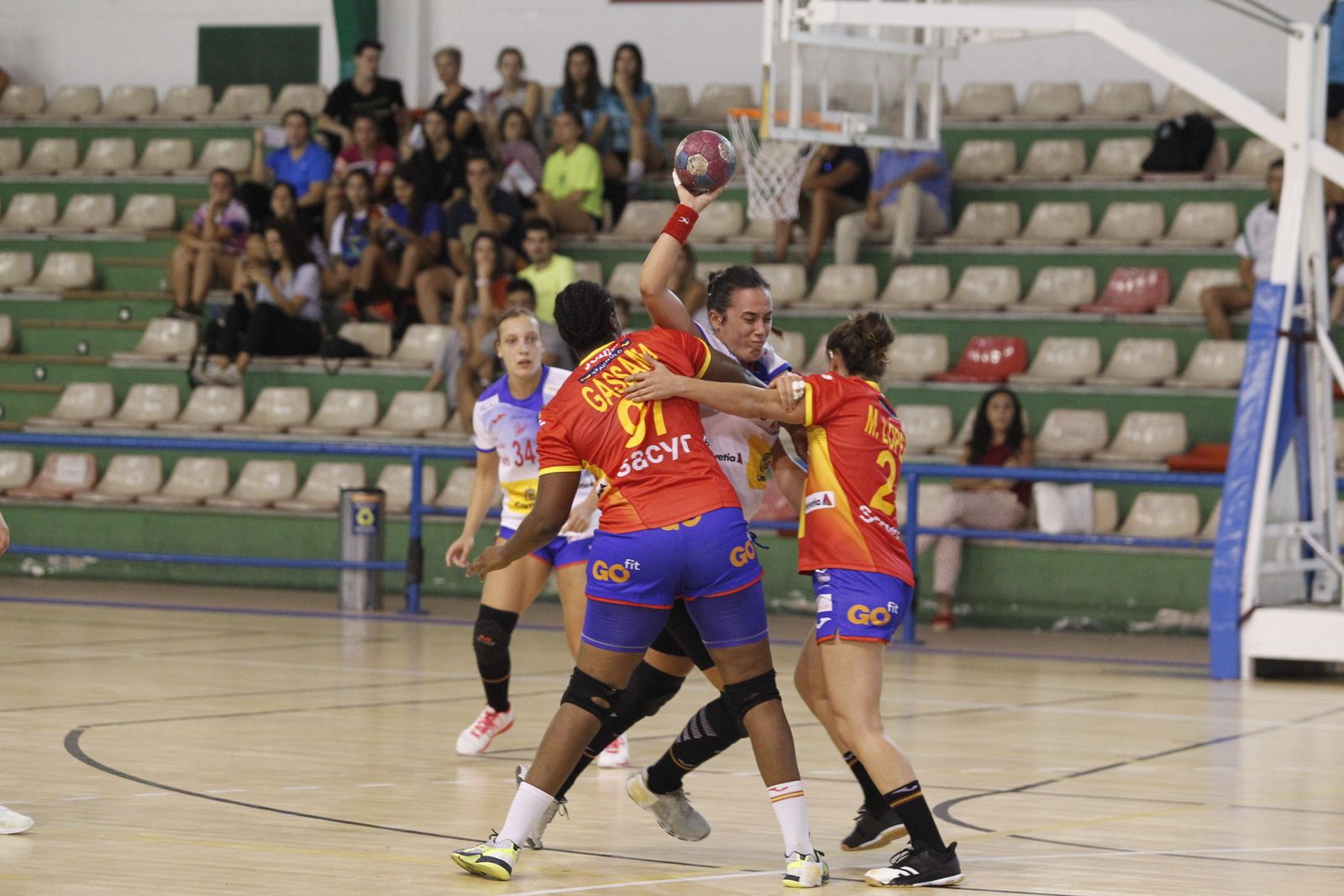 Fotogalería 'guerreras de balonmano'. Entrenamiento Selección Española