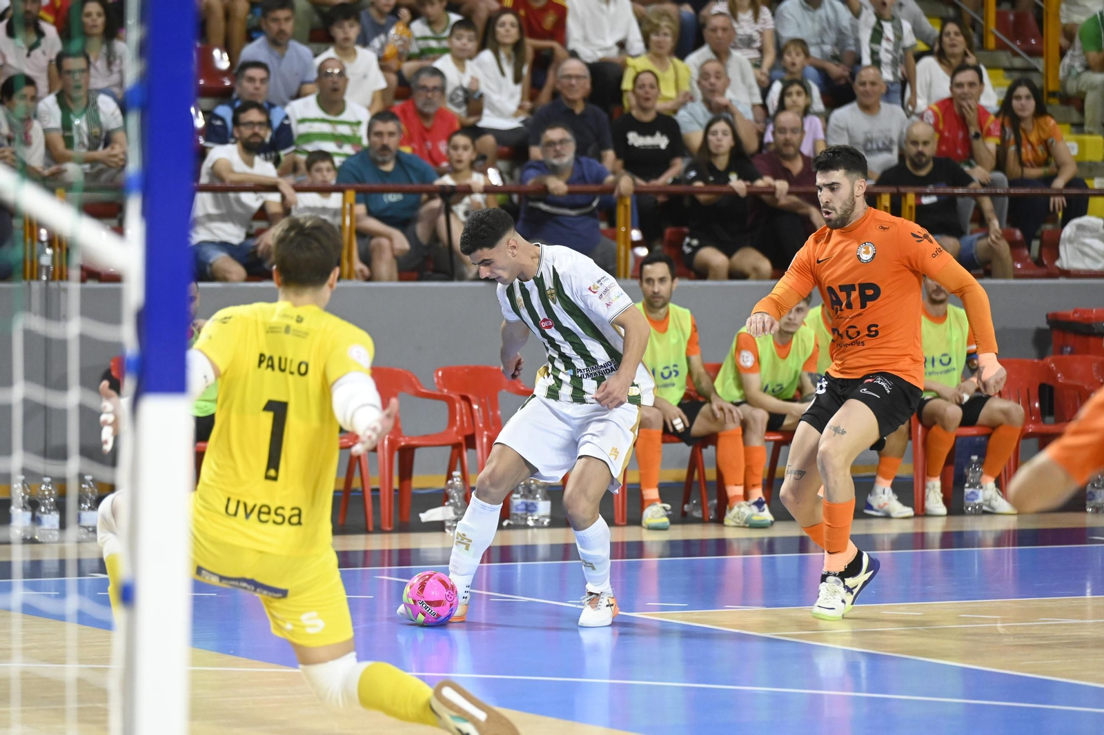 Las mejores fotos del triunfo del Córdoba Futsal ante el Ribera Navarra