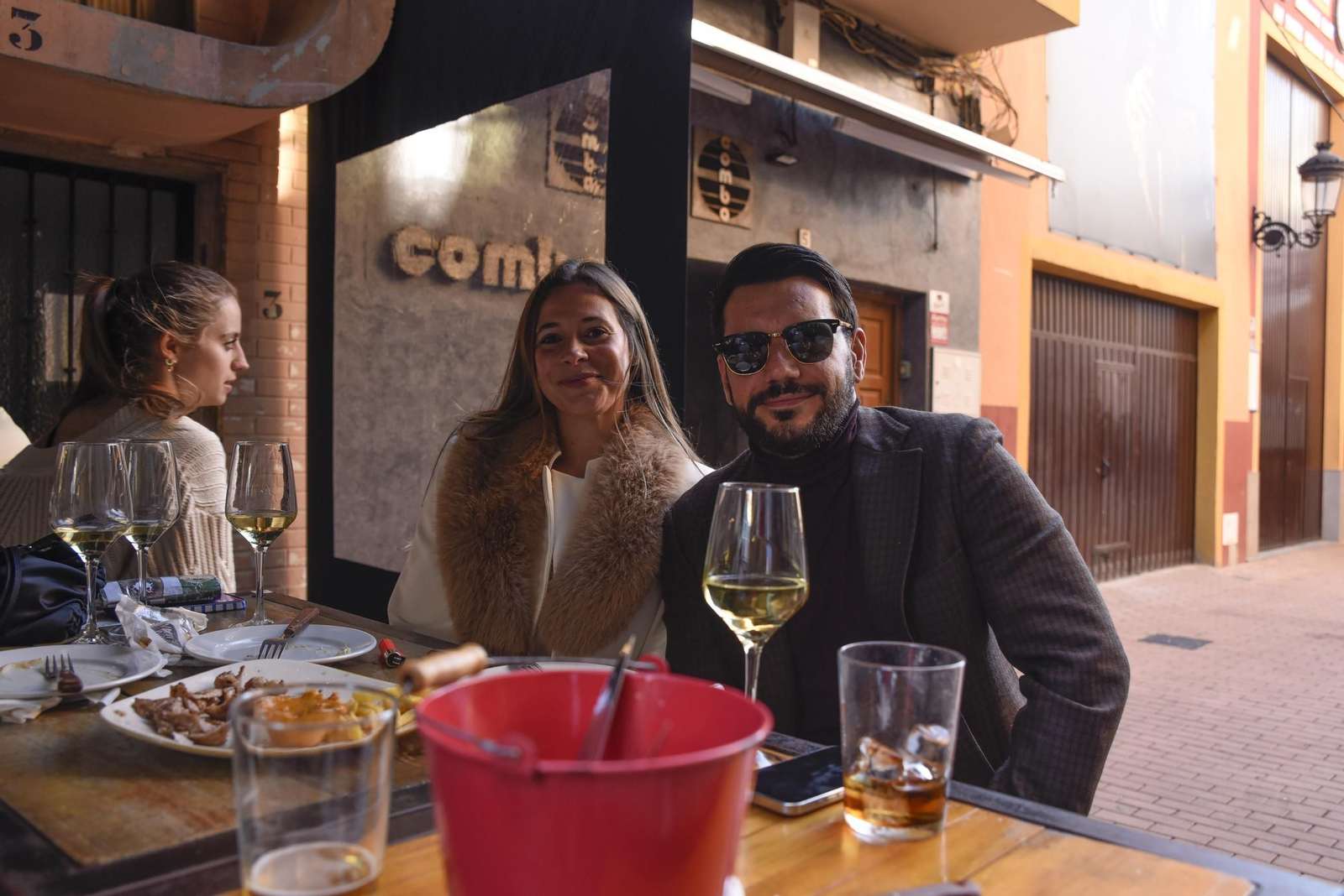 Búscate en las fotos del tardeo en el Día de la Constitución en La Línea