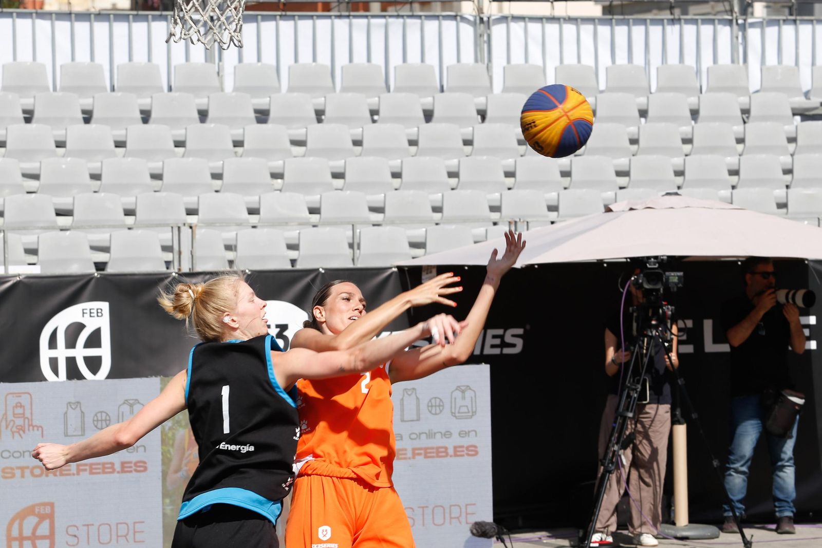 Las fotos del primer torneo del circuito de baloncesto 3x3  Series en La Línea
