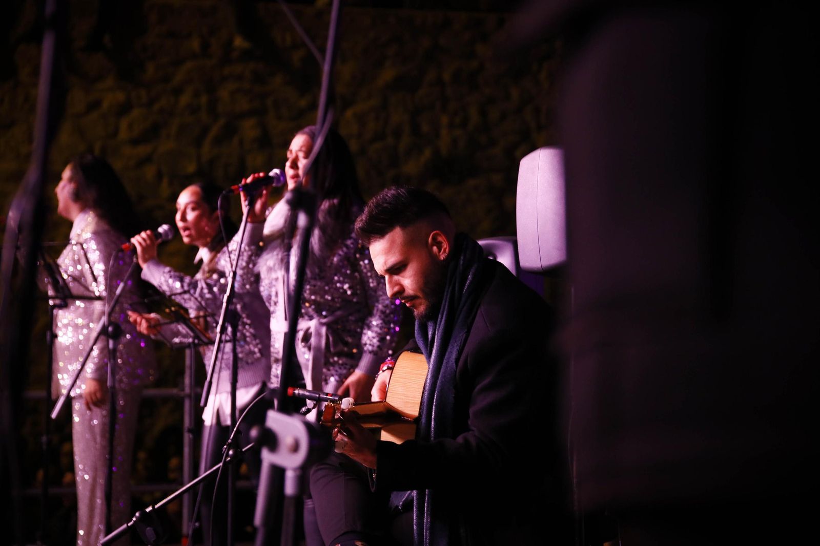 La Noche de las Candelas del Mesón Gitano de Almería, en imágenes