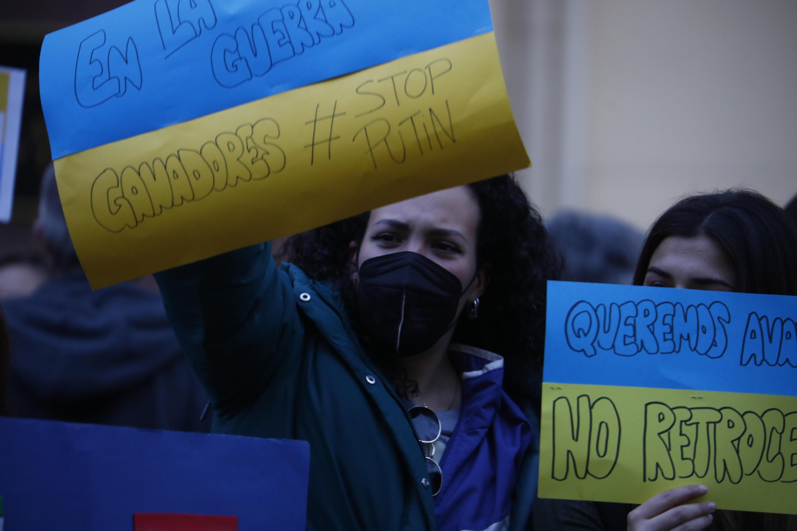 Las fotografías de la concentración en Córdoba contra la guerra de Ucrania