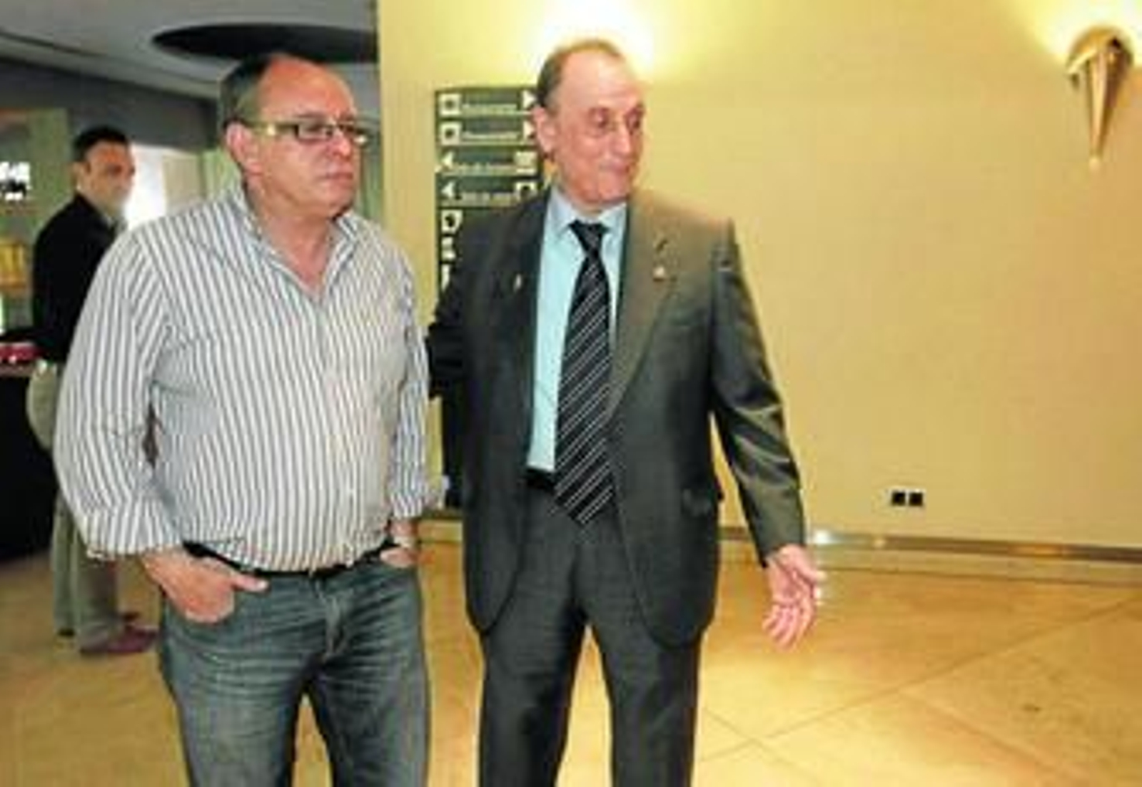 Lopera ya sabe que Castaño pujará por sus 212 acciones