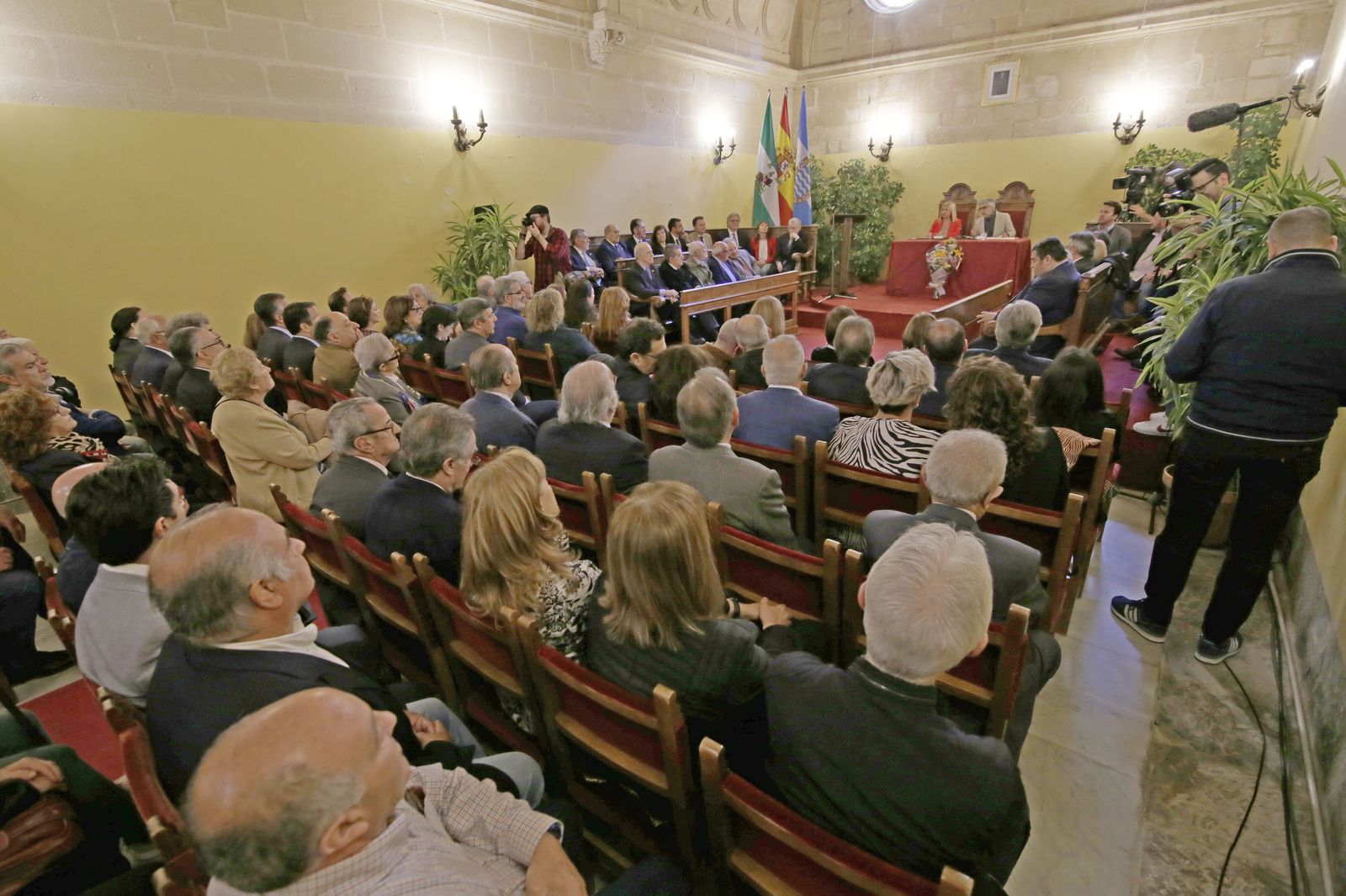 Imágenes del acto institucional del 40 aniversario de las primeras elecciones municipales