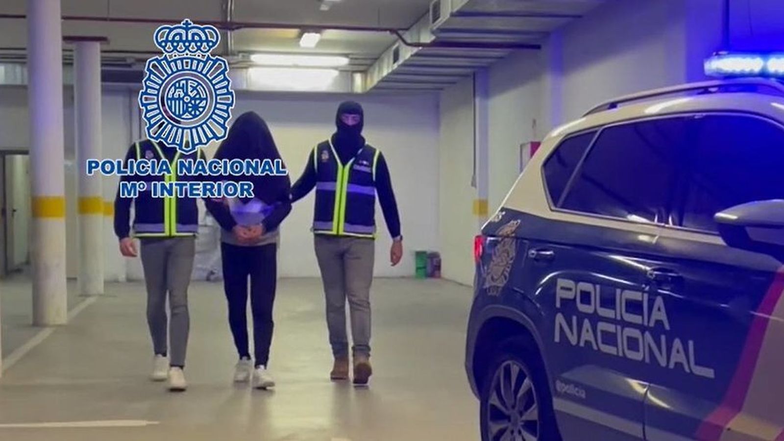 Yassine Kanjaa, conducido por la Policía Nacional.