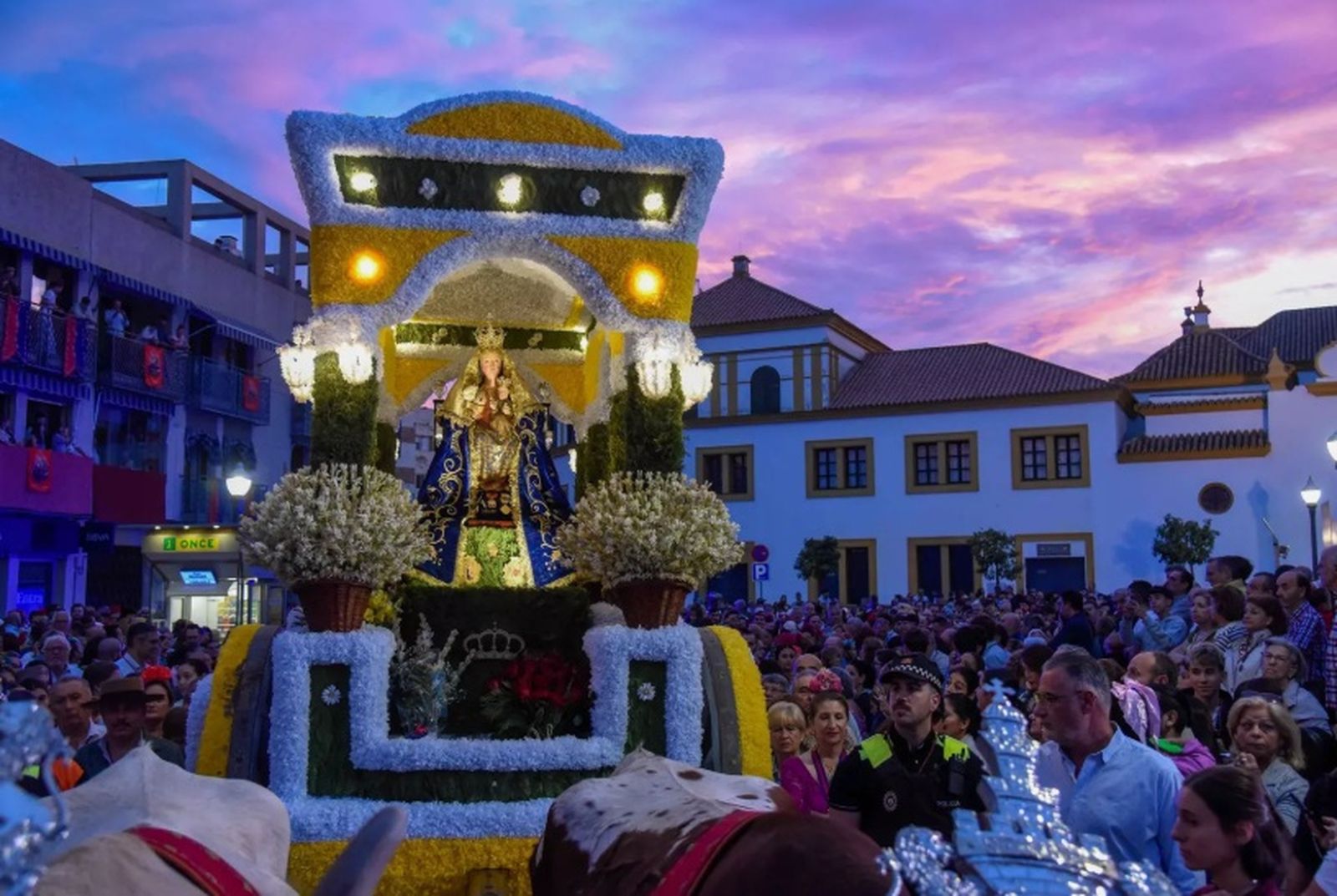 La Virgen de Valme en la salida de esta pasada Romería
