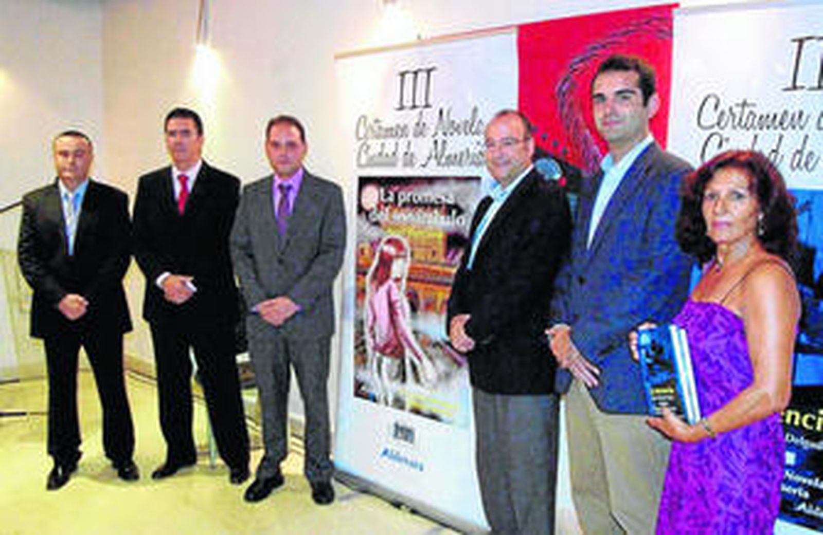 Rodríguez Comendador con Ramón Fernández-Pacheco, Pilar Montero, Fermín Mayor, Javier Fernández y Juan Jesús Gilabert.