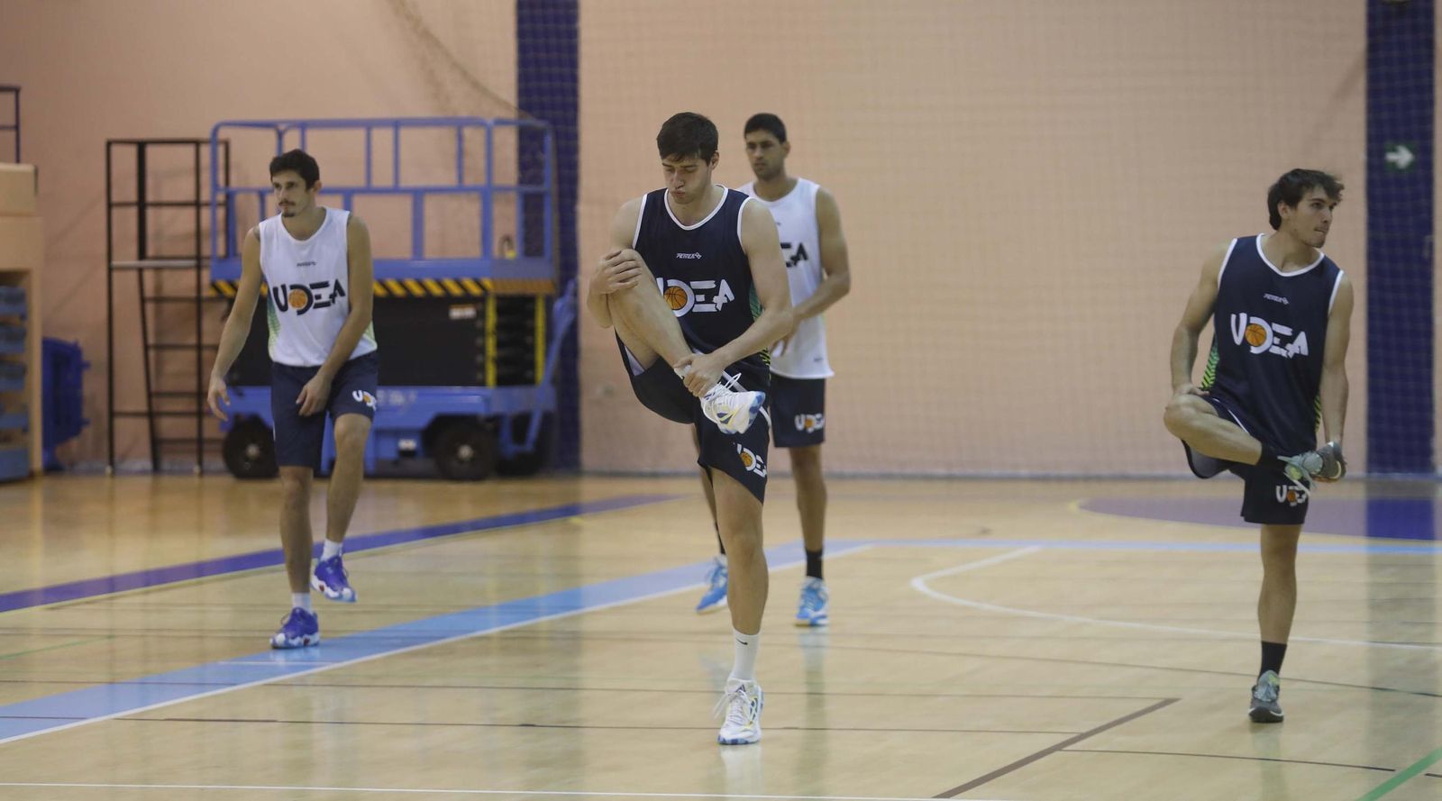 Las fotos del entrenamiento de Udea previo a su debut en Segunda FEB