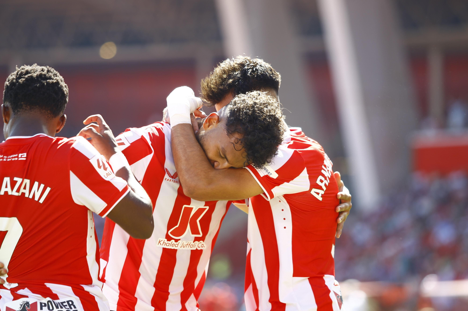 Imágenes del empate a 3 de la U.D. Almería y el Granada C.F.