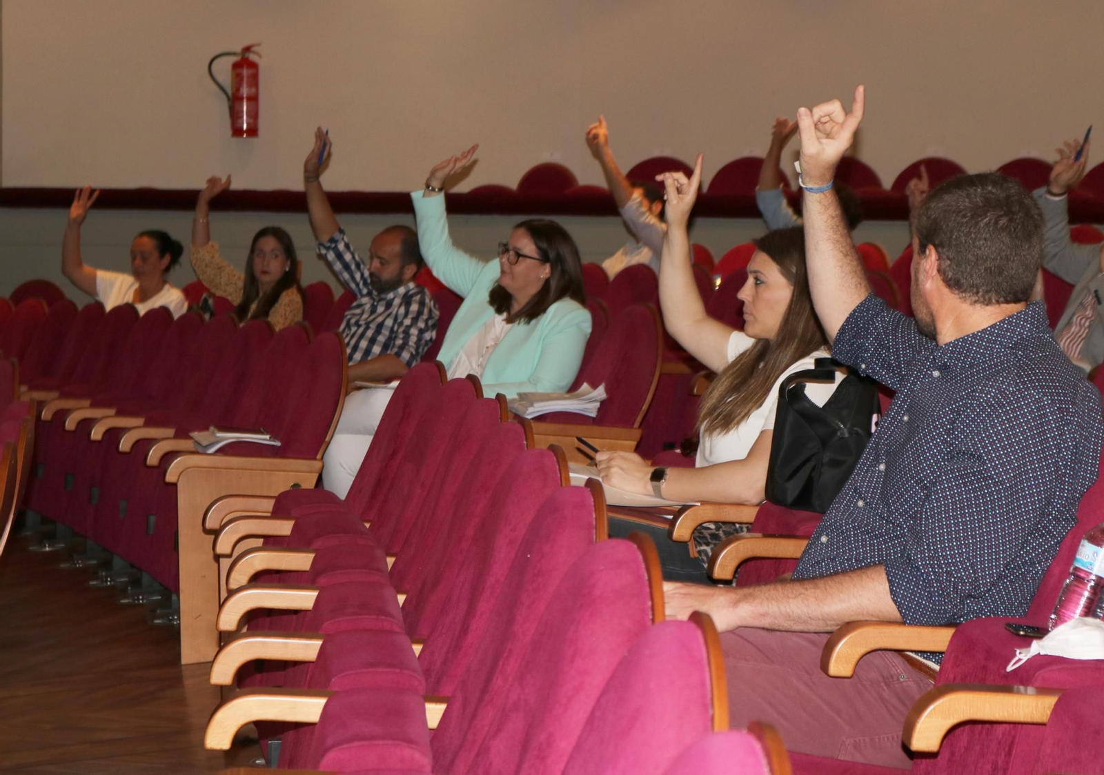 Un momento del pleno en el Ayuntamiento de Cartaya.