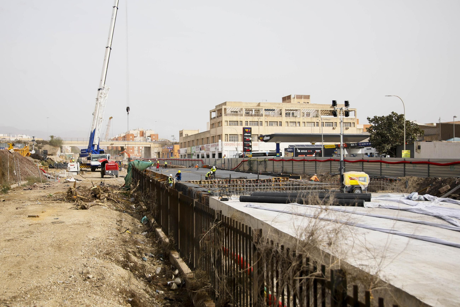 Las imágenes de las obras del puente de la autovía de Almería