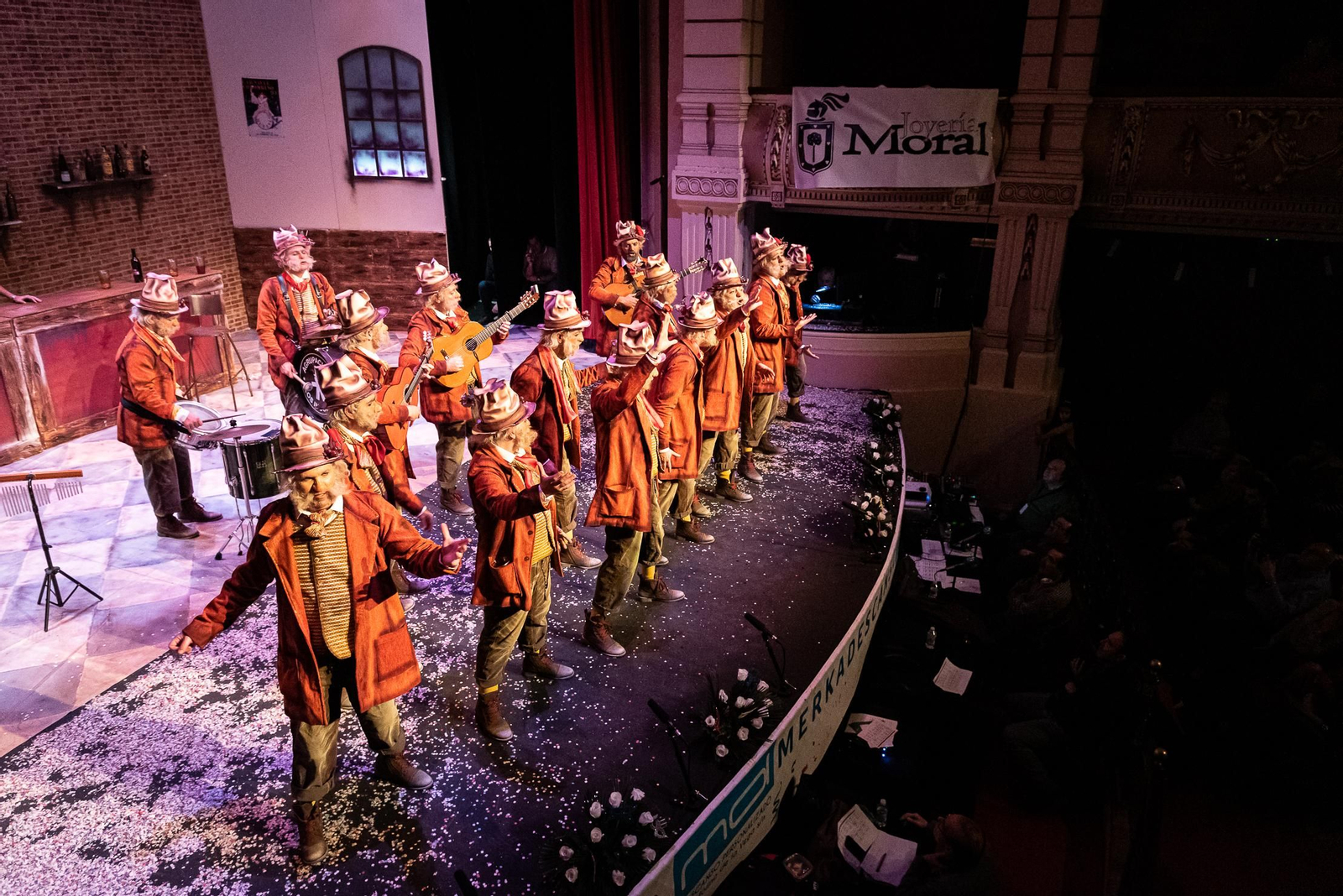 Imágenes de la comparsa Borracho