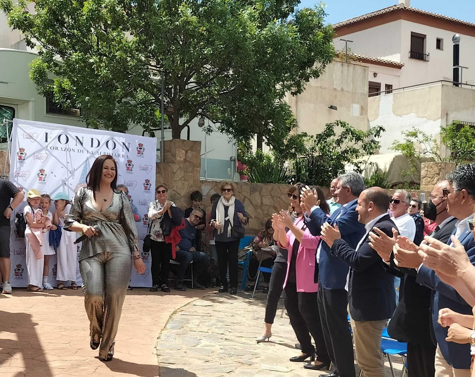 'Pueblos unidos por la paz: Ucrania en el corazón de la Alpujarra'