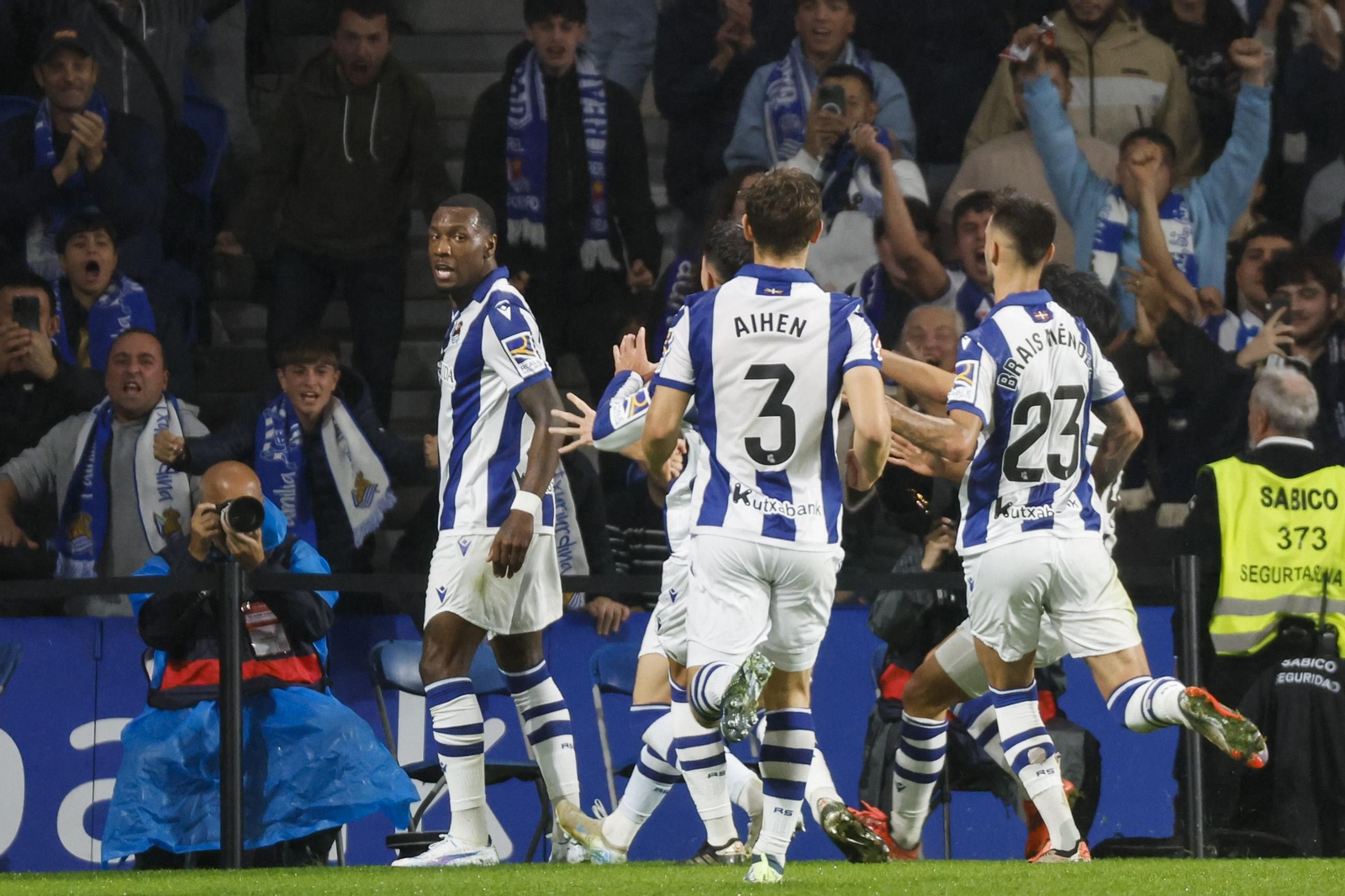 Las fotos de la derrota del Barcelona ante la Real Sociedad Las fotos de la derrota del Barcelona ante la Real Sociedad