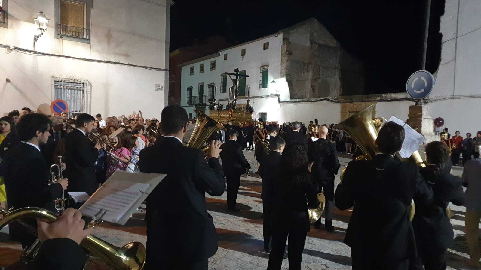 Viernes Santo en Castro del Río: A los pies del Santo Sepulcro