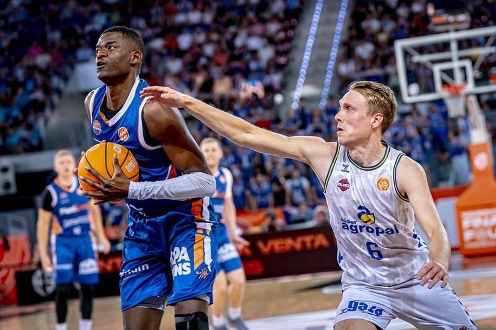 El Fuenlabrada, con un buen trabajo de Nzosa, a un paso de la ACB